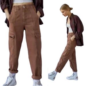 Bdg Relaxed Skater High Rise Utility Cargo Jean Sz 30